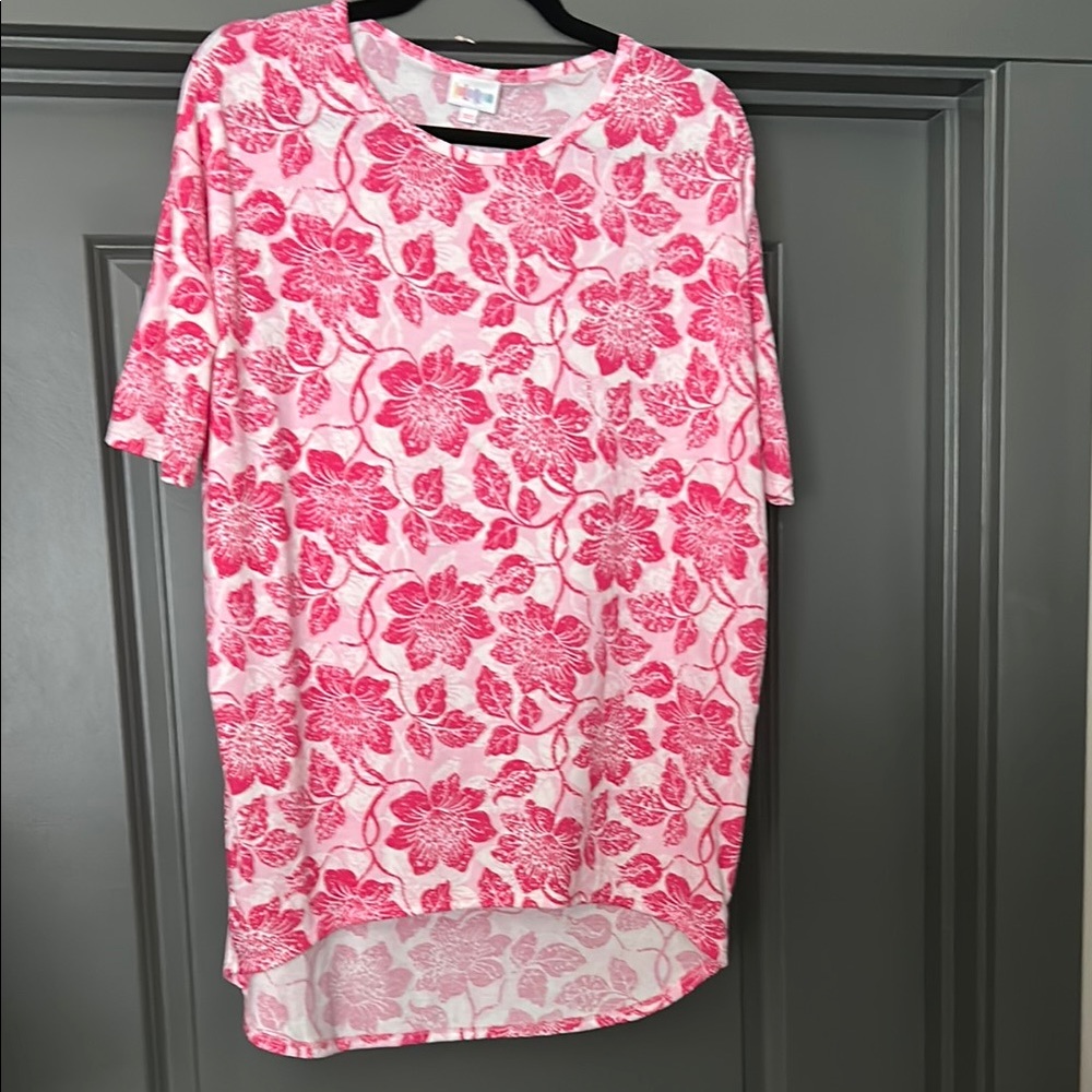 LuLaRoe Pink Floral Short Sleeve Tee